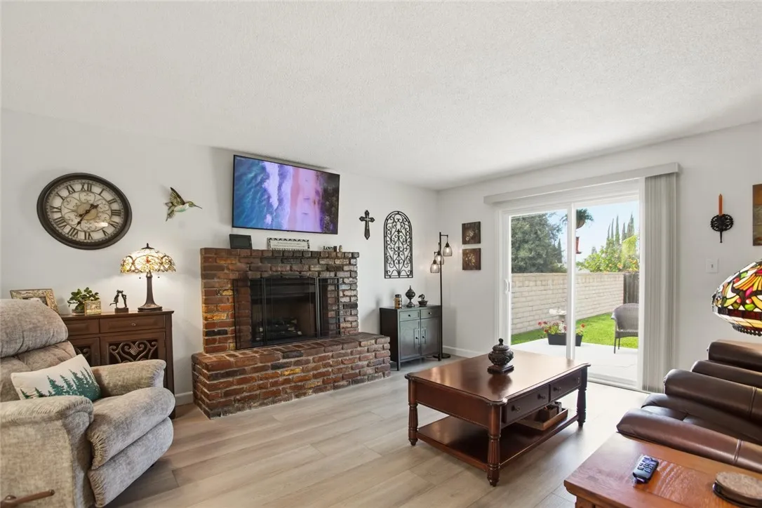 19119 Killian, City Of Industry, California 91748 home-pic-15