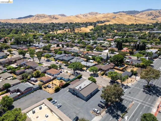 View of property location featuring a mountain backdrop