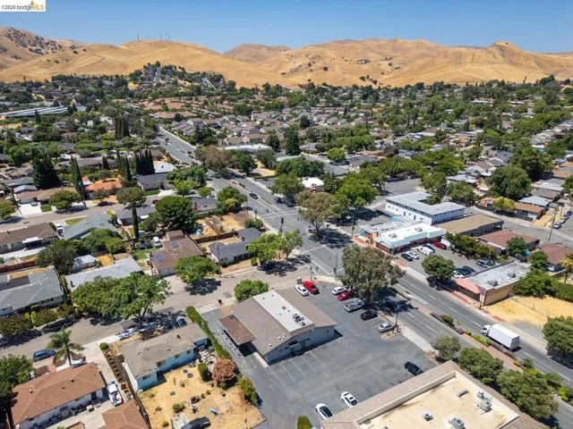 Aerial overview of property's location with mountains