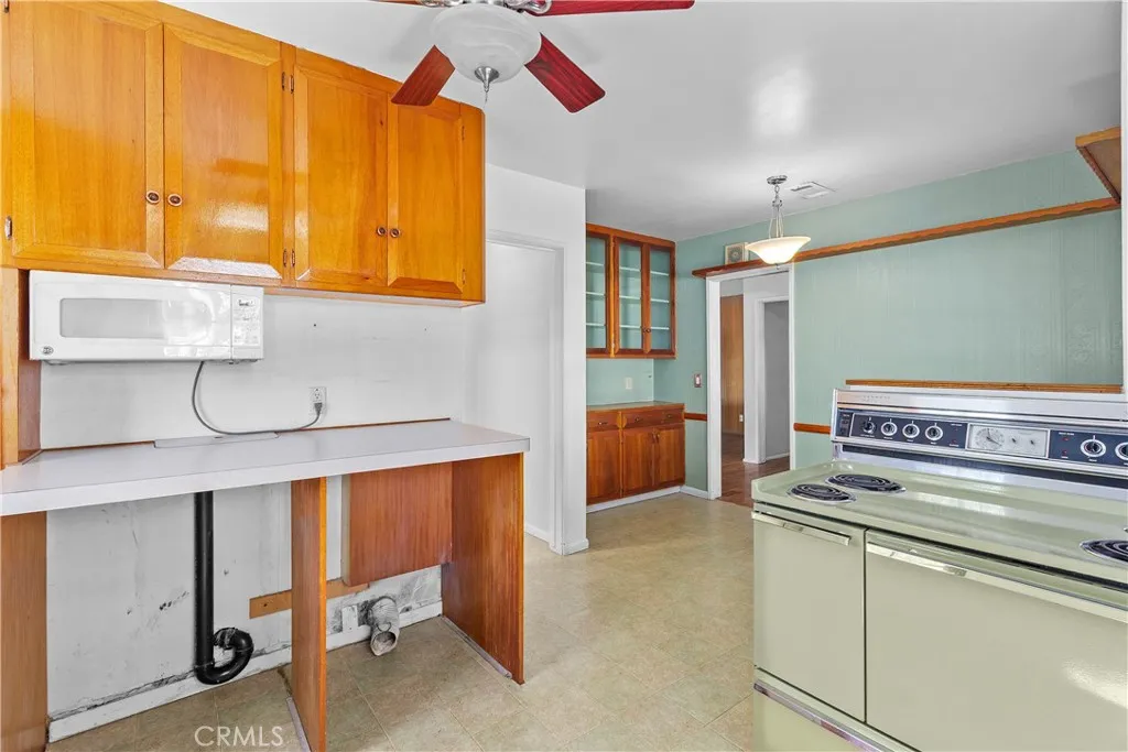 6735 De Anza, Riverside, California 92506 home-pic-16