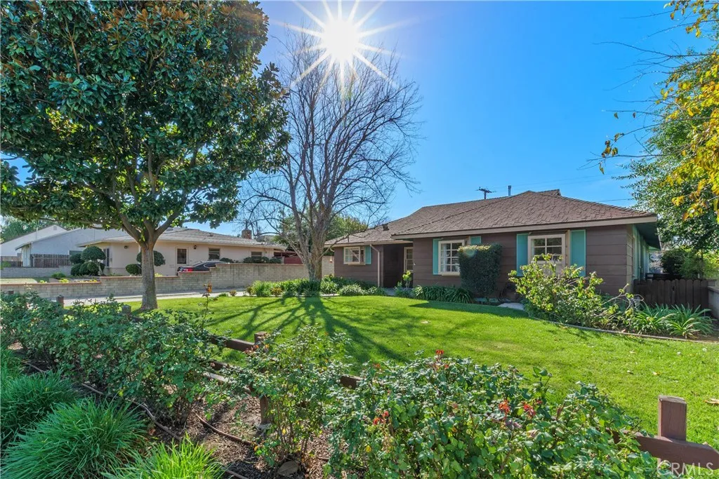 6735 De Anza, Riverside, California 92506 home-pic-2