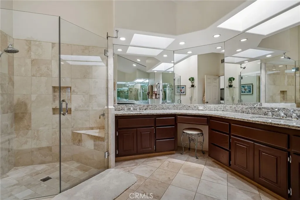 97 Palomino Circle, Palm Desert, California 92211 home-pic-22
