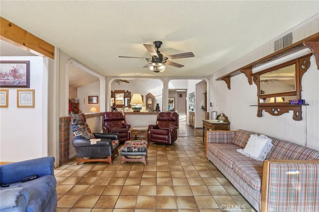 579 Golden Prados, Diamond Bar, California 91765 home-pic-20