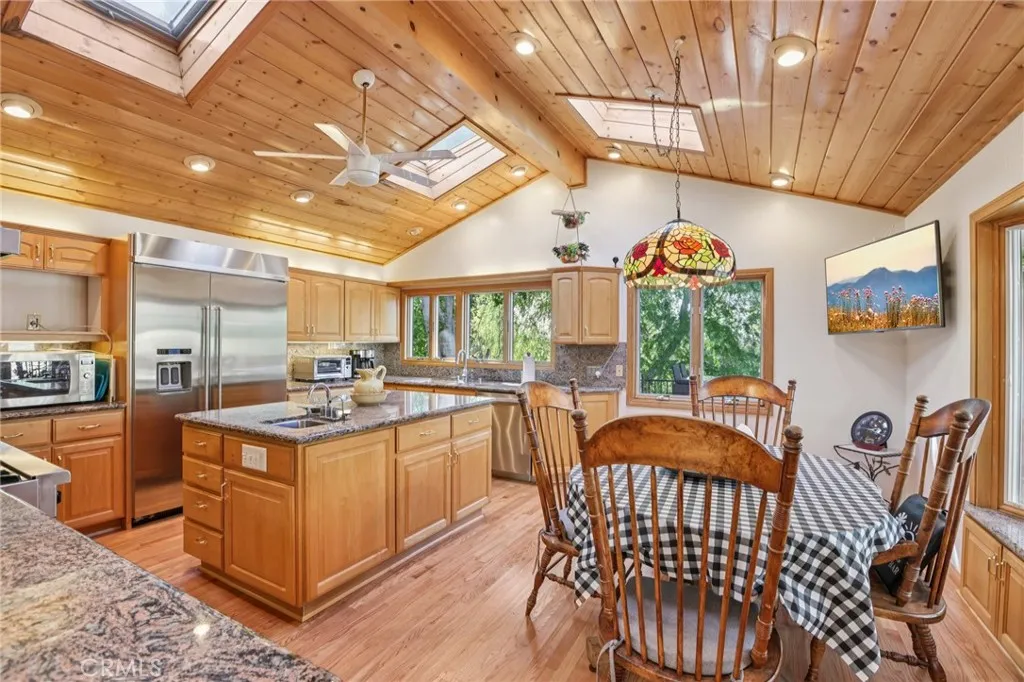 579 Golden Prados, Diamond Bar, California 91765 home-pic-15