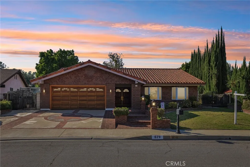 579 Golden Prados, Diamond Bar, California 91765 home-pic-1