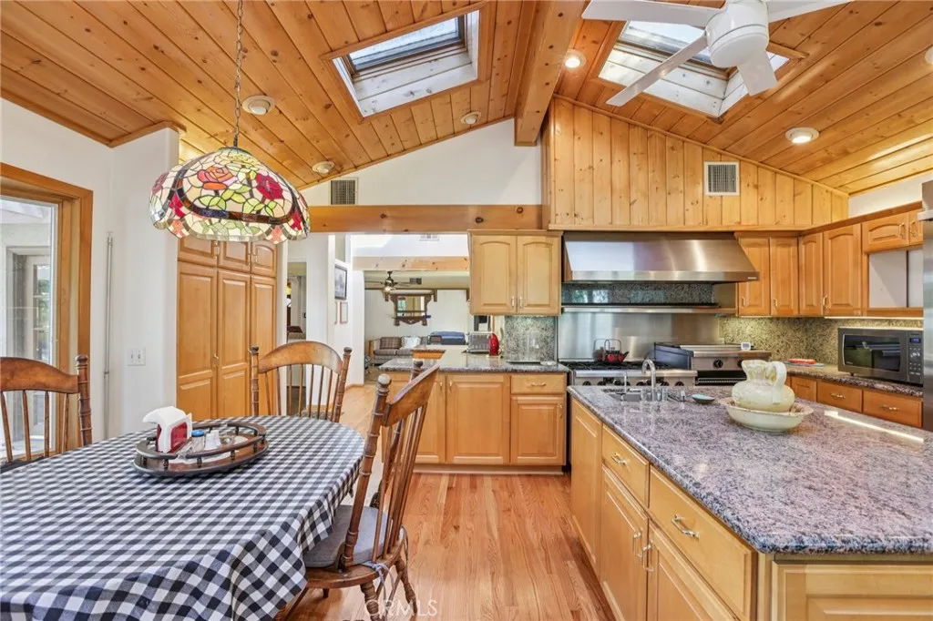 579 Golden Prados, Diamond Bar, California 91765 home-pic-13
