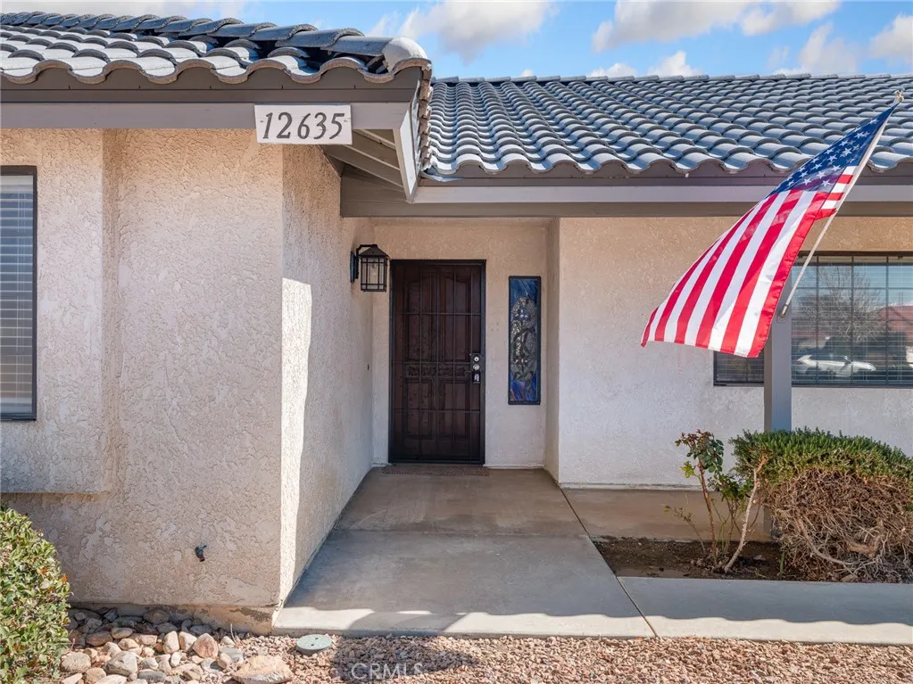 12635 Sorrel Drive, Apple Valley, California 92308 home-pic-2