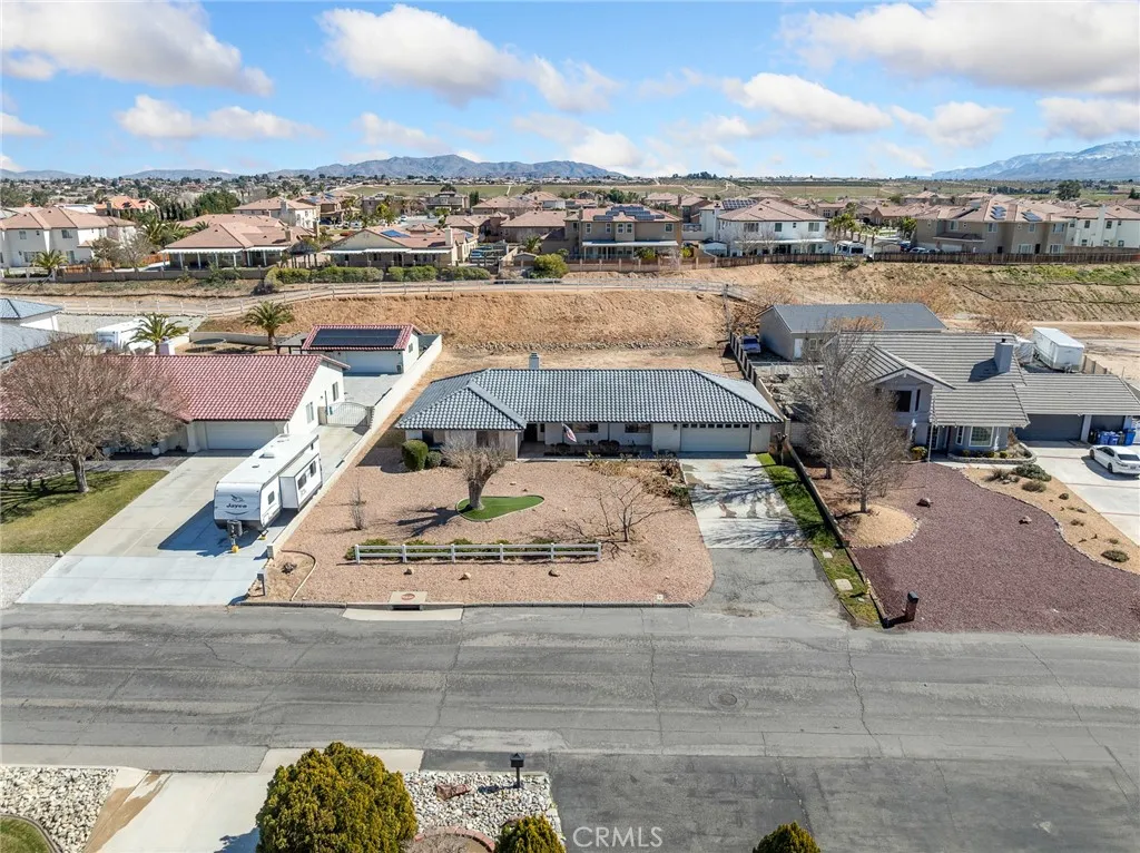 12635 Sorrel Drive, Apple Valley, California 92308 home-pic-32