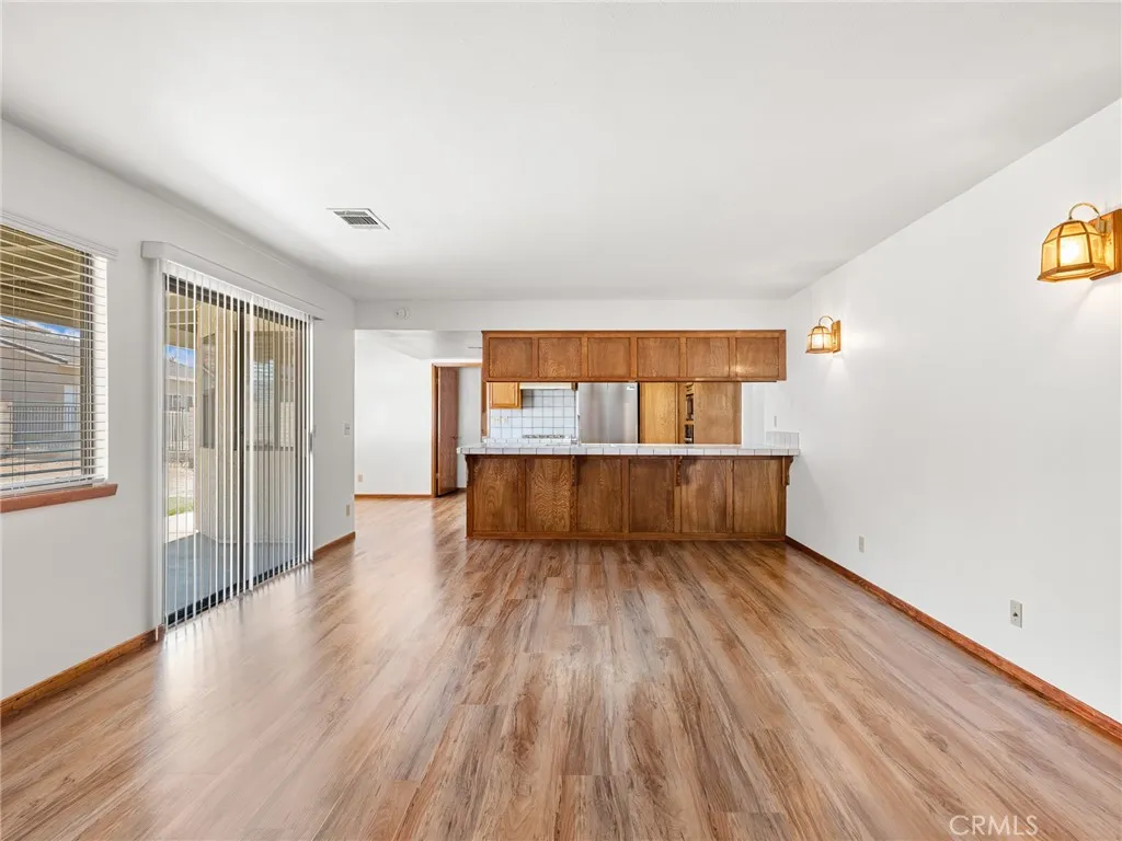 12635 Sorrel Drive, Apple Valley, California 92308 home-pic-4