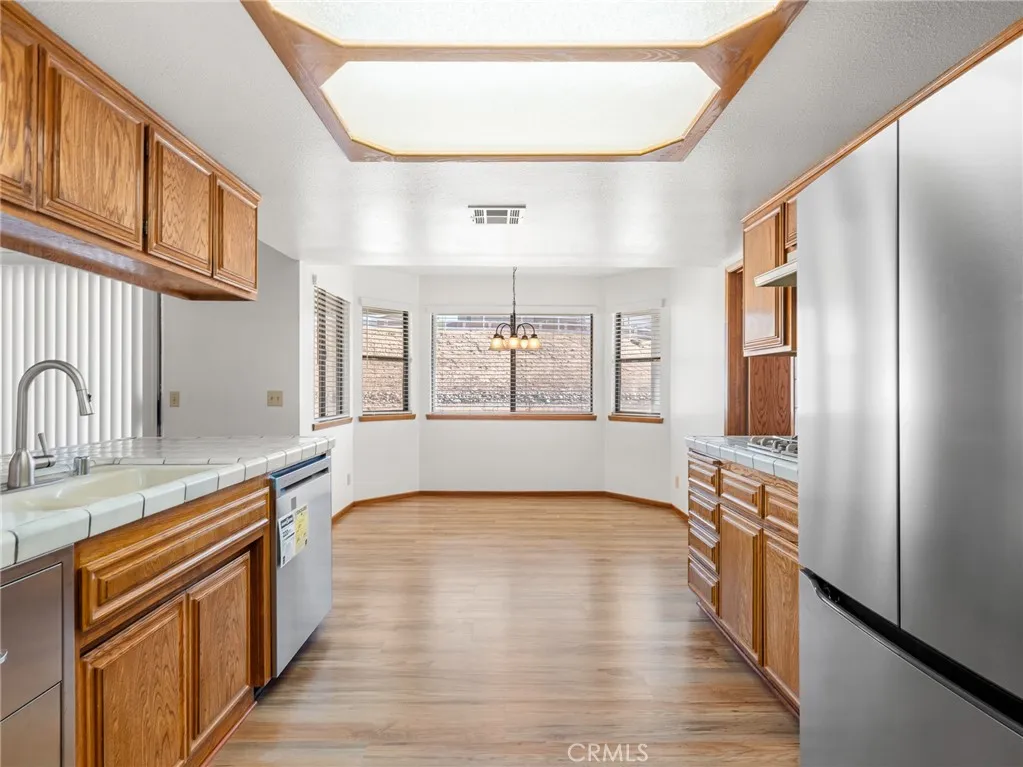 12635 Sorrel Drive, Apple Valley, California 92308 home-pic-10