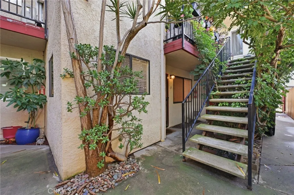 4584 Felton St 3, San Diego, California 92116 home-pic-35