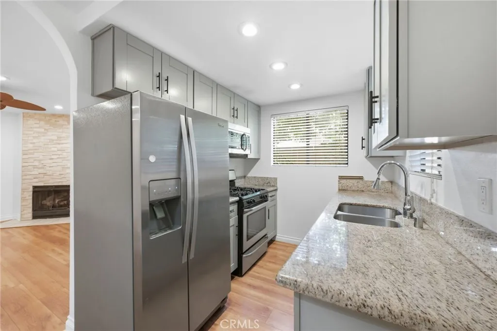 4584 Felton St 3, San Diego, California 92116 home-pic-11