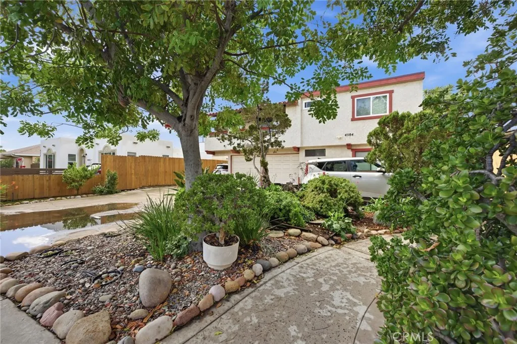 4584 Felton St 3, San Diego, California 92116 home-pic-43