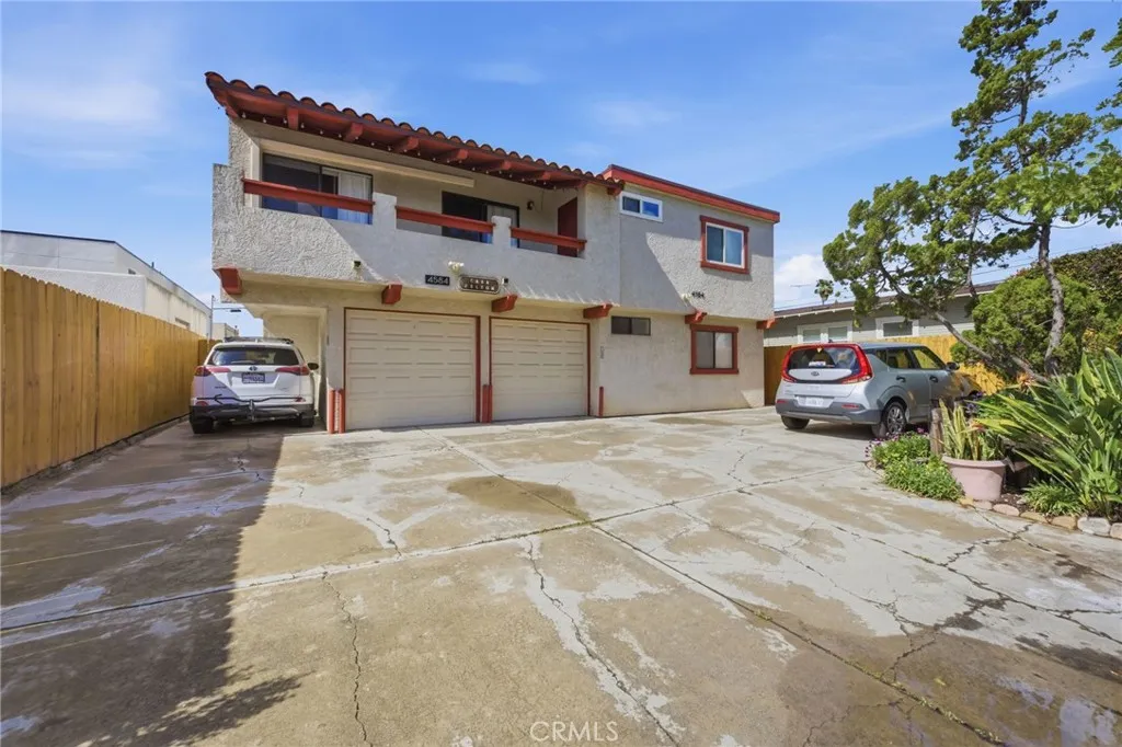 4584 Felton St 3, San Diego, California 92116 home-pic-1