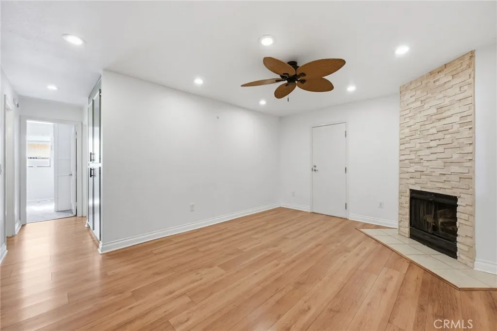4584 Felton St 3, San Diego, California 92116 home-pic-3