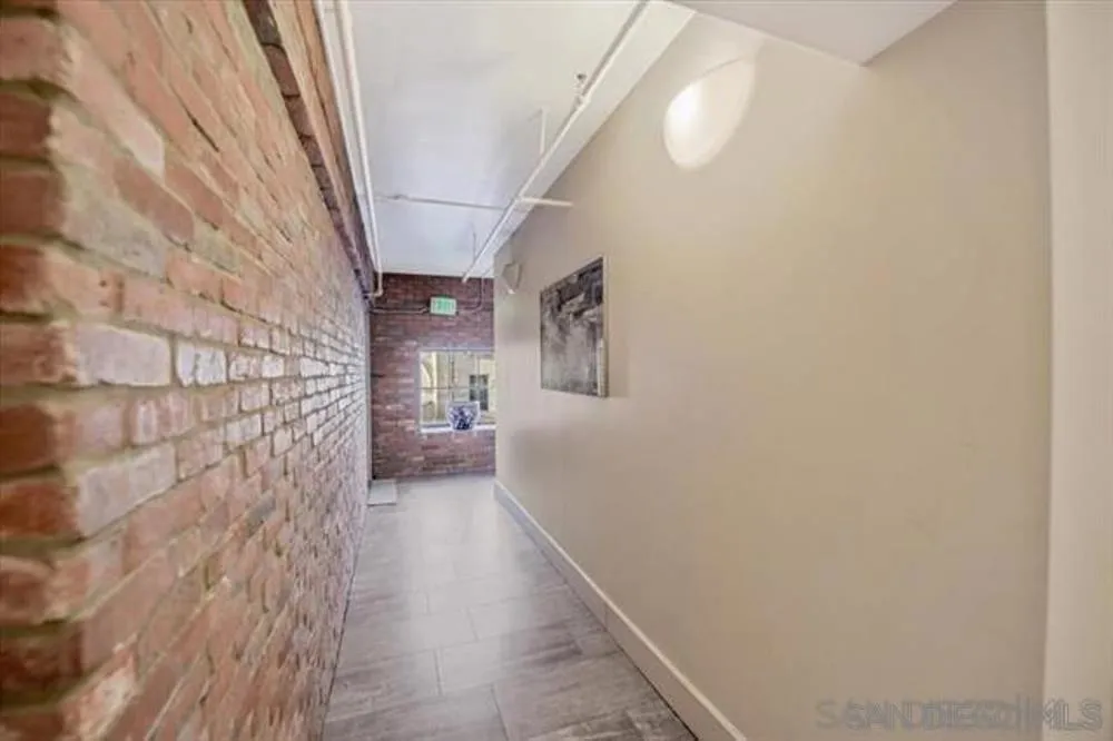 950 6th Ave 211, San Diego, California 92101 home-pic-8