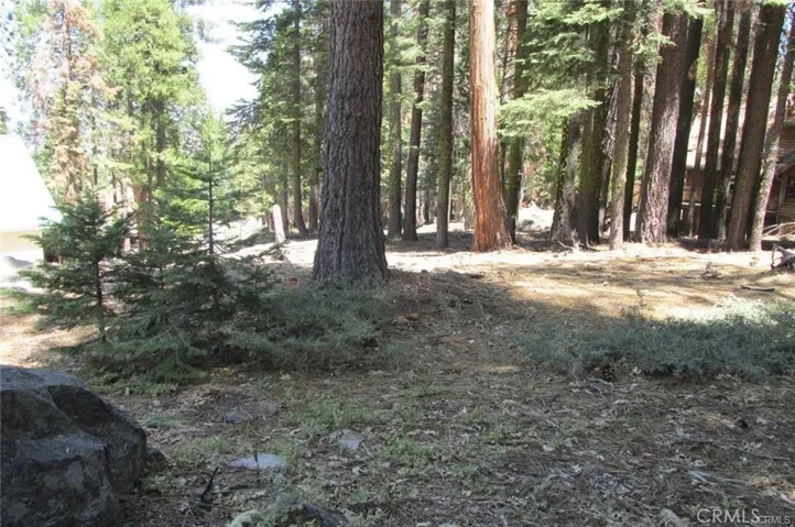 Beautiful homesite at Yosemite West.