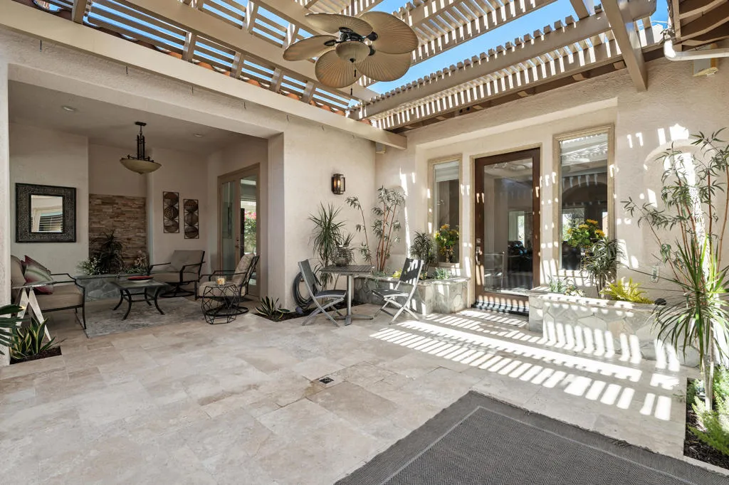 4 Via Santo Tomas Drive, Rancho Mirage, California 92270 home-pic-8