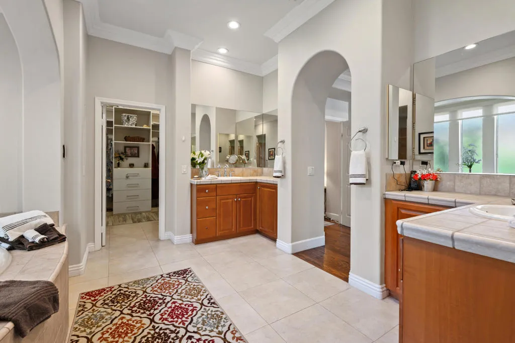 4 Via Santo Tomas Drive, Rancho Mirage, California 92270 home-pic-30