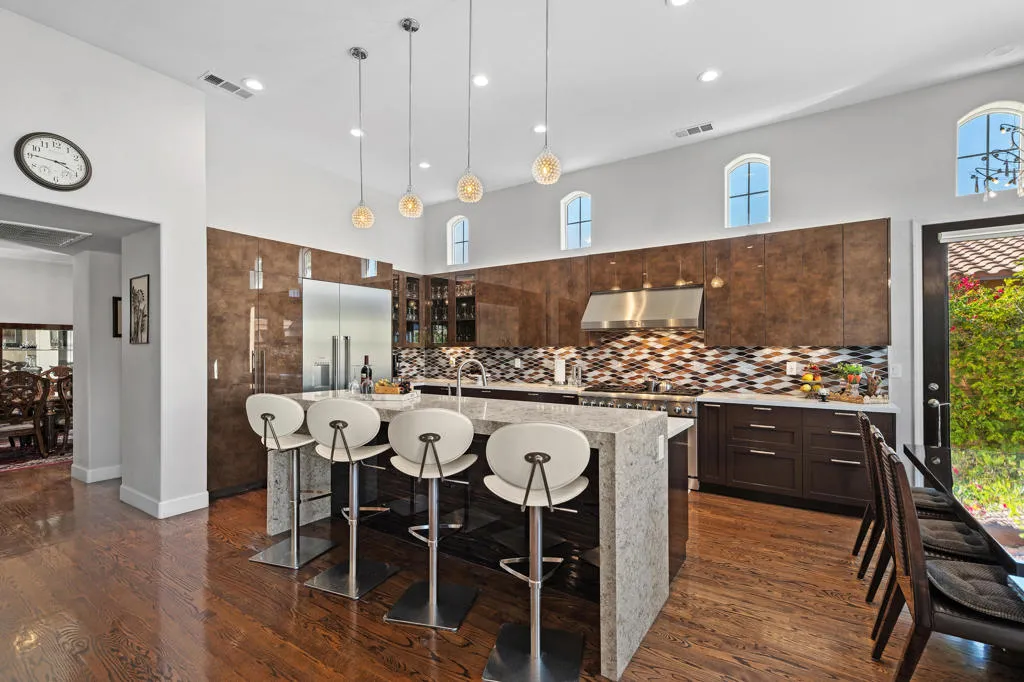 4 Via Santo Tomas Drive, Rancho Mirage, California 92270 home-pic-22