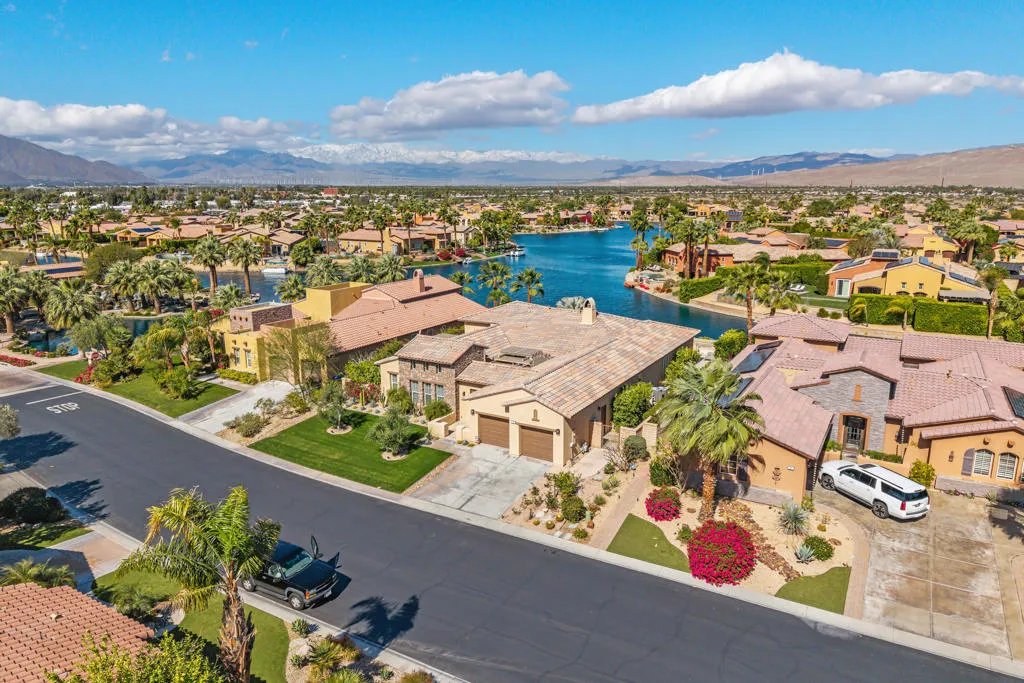 4 Via Santo Tomas Drive, Rancho Mirage, California 92270 home-pic-49