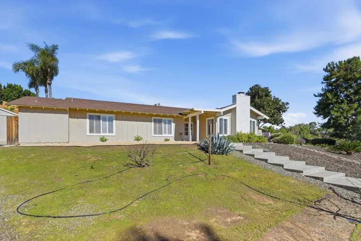 929 Pepper Tree Lane, Fallbrook, California 92028