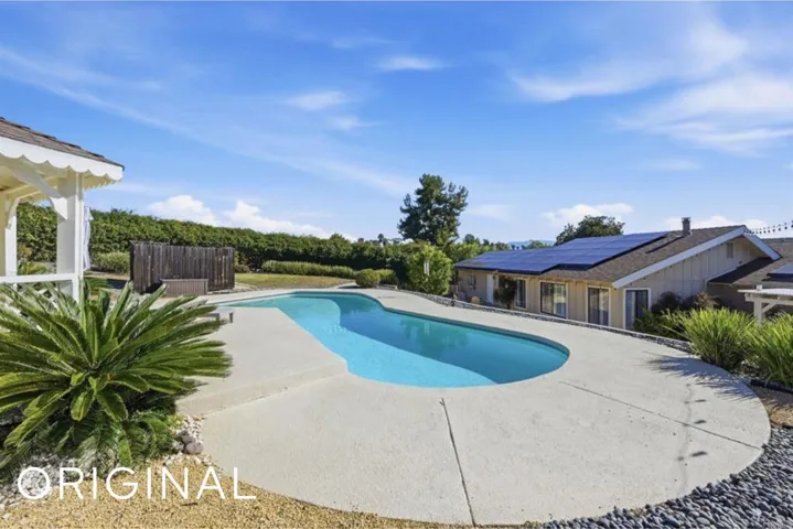 929 Pepper Tree Lane, Fallbrook, California 92028