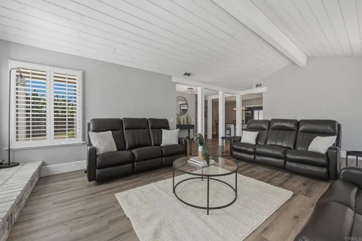 929 Pepper Tree Lane, Fallbrook, California 92028