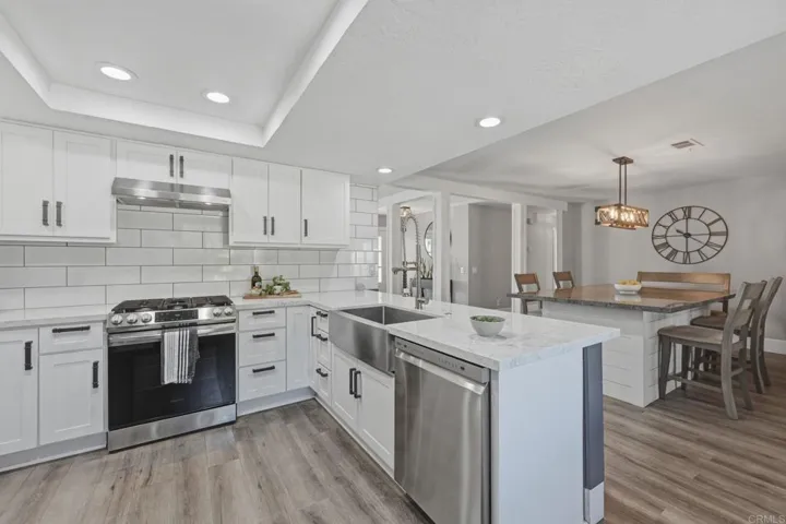 929 Pepper Tree Lane, Fallbrook, California 92028