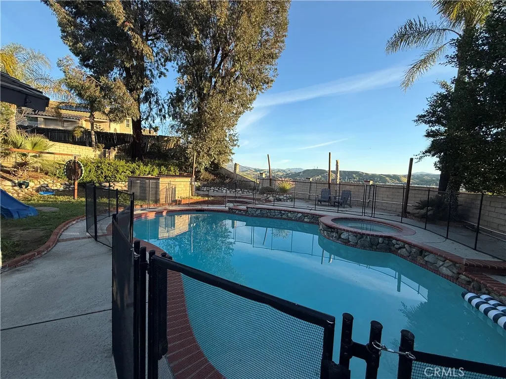 29960 Saguaro Street, Castaic, California 91384 home-pic-3