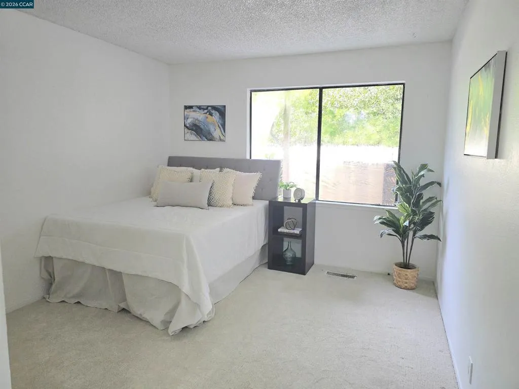 3764 3764 Via Verdi, Richmond, California 94803 home-pic-8