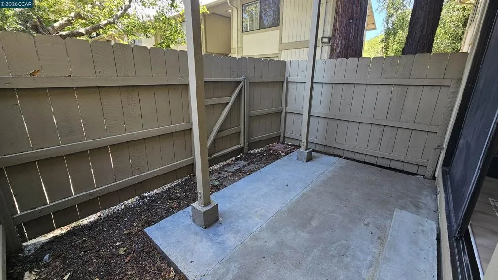 3764 3764 Via Verdi, Richmond, California 94803 home-pic-10