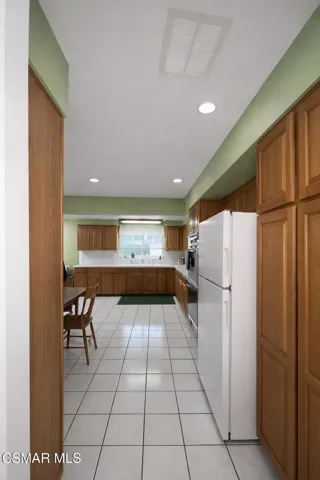 2E04A9B5-19AC-4E29-A5F2-99E5B7897BC1