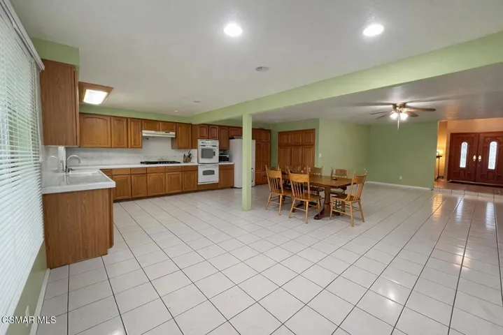 31A2B80D-55AB-421A-98A0-508D79DB9344