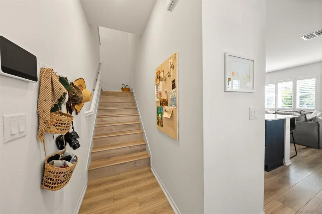 303 Citrine Trails, Fallbrook, California 92028 home-pic-19