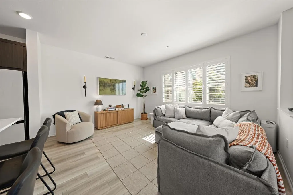 303 Citrine Trails, Fallbrook, California 92028 home-pic-17