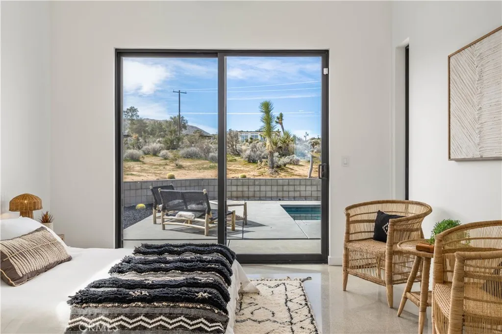 6738 Saddleback, Joshua Tree, California 92252 home-pic-13