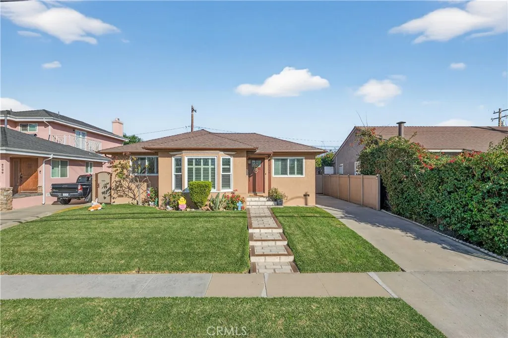 4738 Palo Verde, Lakewood, California 90713 home-pic-1