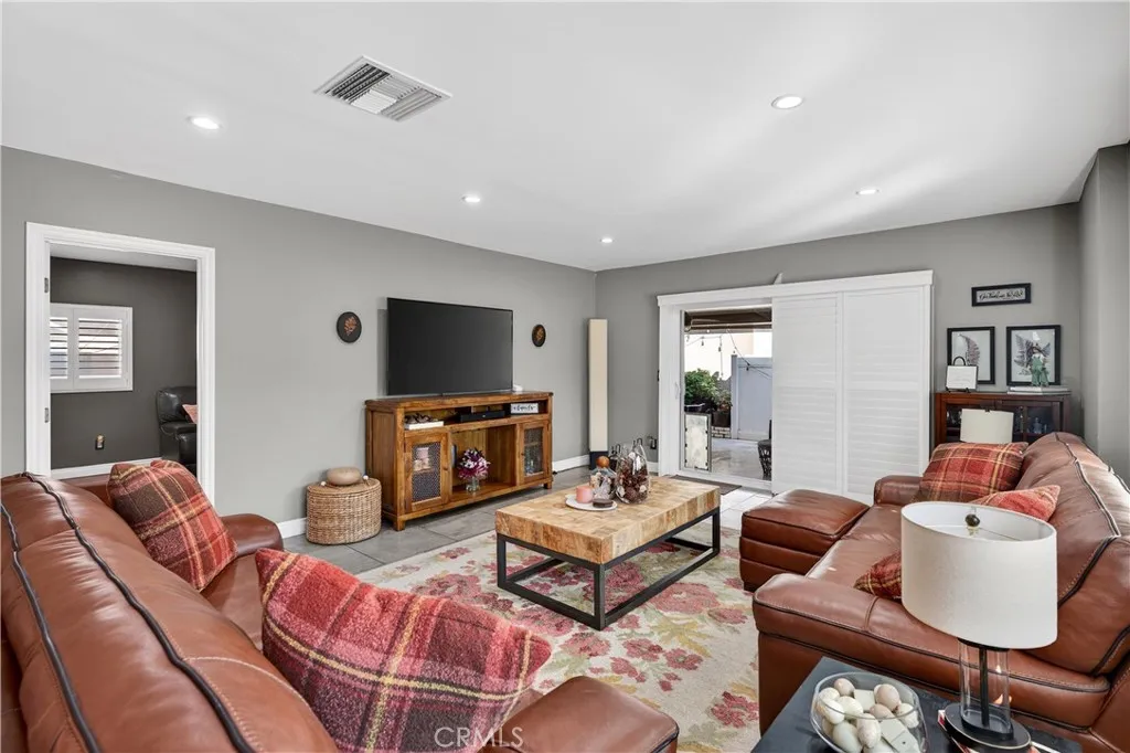 4738 Palo Verde, Lakewood, California 90713 home-pic-21