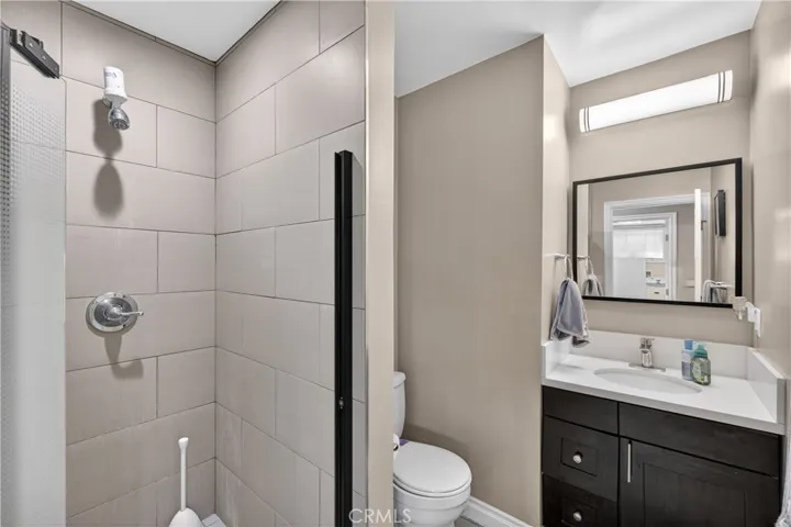 power room with shower