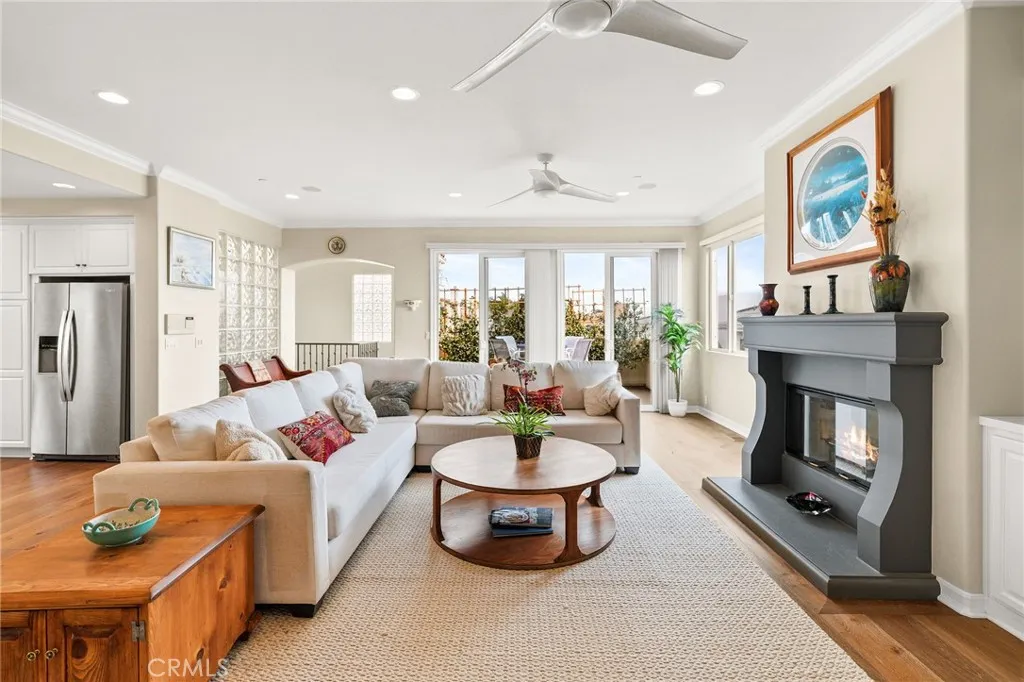 710 11th Street, Hermosa Beach, California 90254 home-pic-10