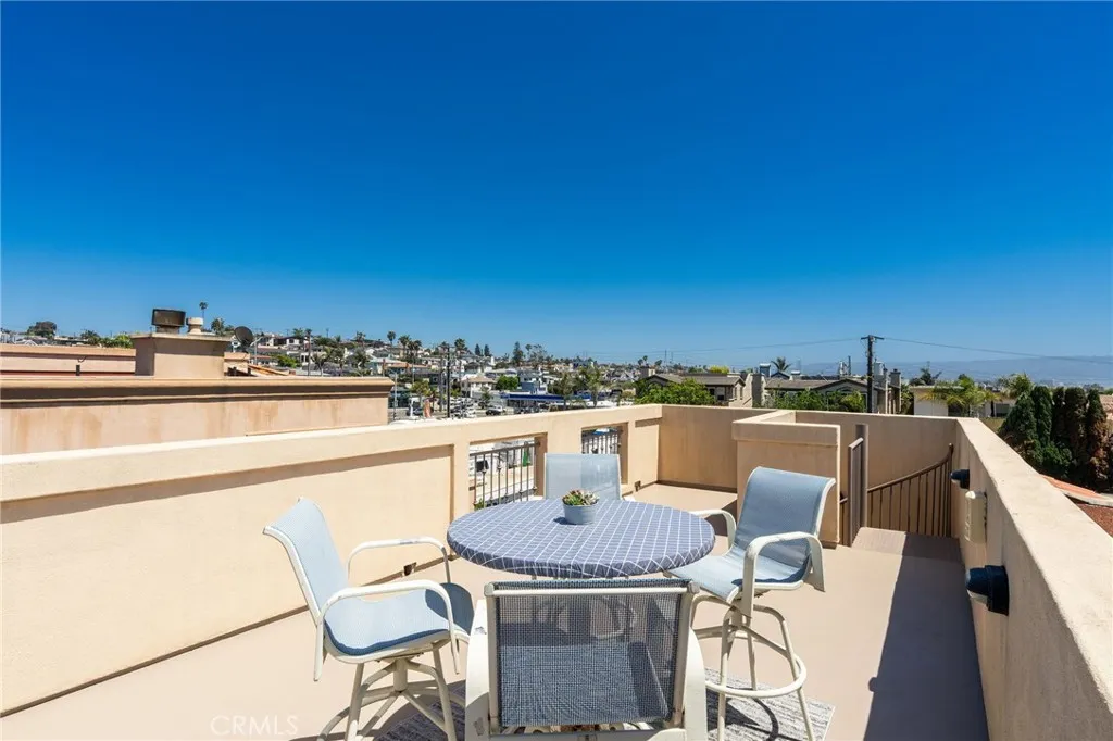 710 11th Street, Hermosa Beach, California 90254 home-pic-26