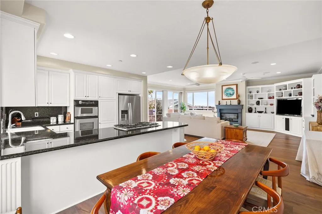 710 11th Street, Hermosa Beach, California 90254 home-pic-18