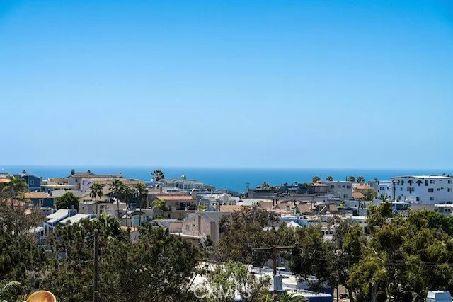 710 11th Street, Hermosa Beach, California 90254 home-pic-1