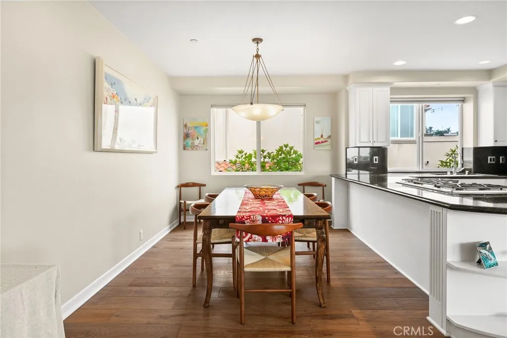 710 11th Street, Hermosa Beach, California 90254 home-pic-16