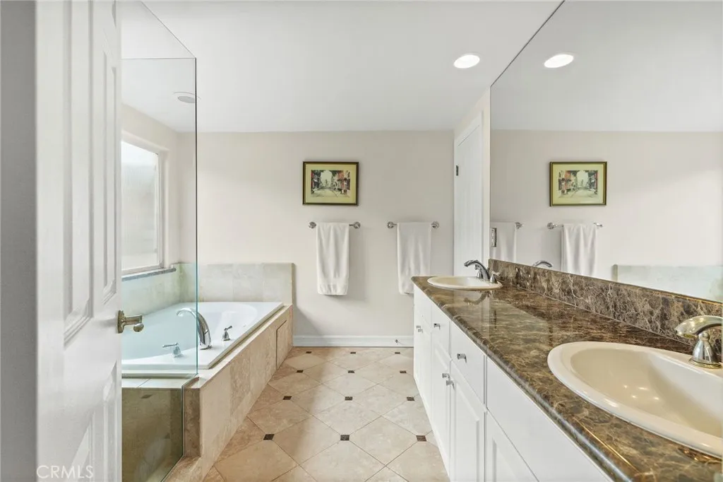 710 11th Street, Hermosa Beach, California 90254 home-pic-36