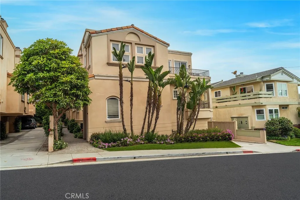 710 11th Street, Hermosa Beach, California 90254 home-pic-2