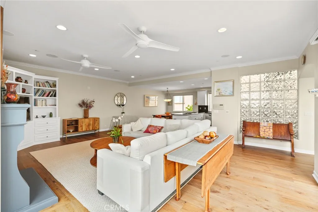 710 11th Street, Hermosa Beach, California 90254 home-pic-15