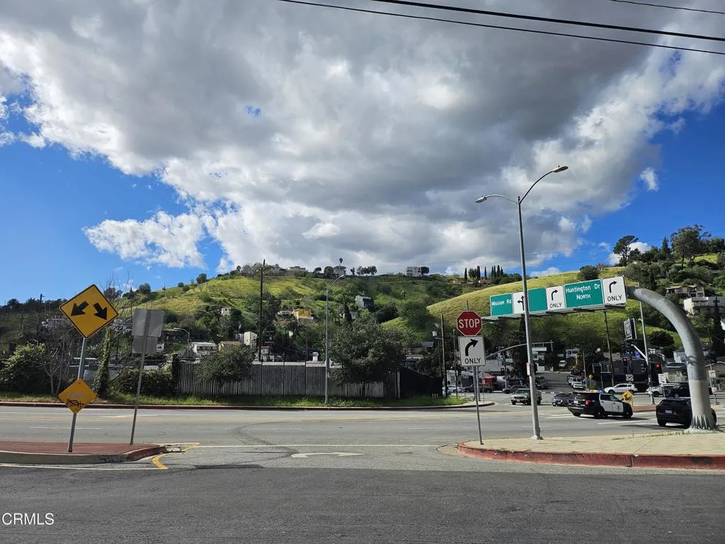 View of lot from Huntington Dr.
