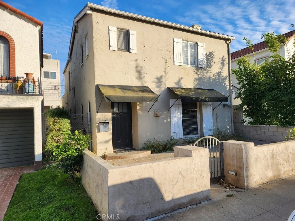 40 Claremont Avenue, Long Beach, California 90803 home-pic-1